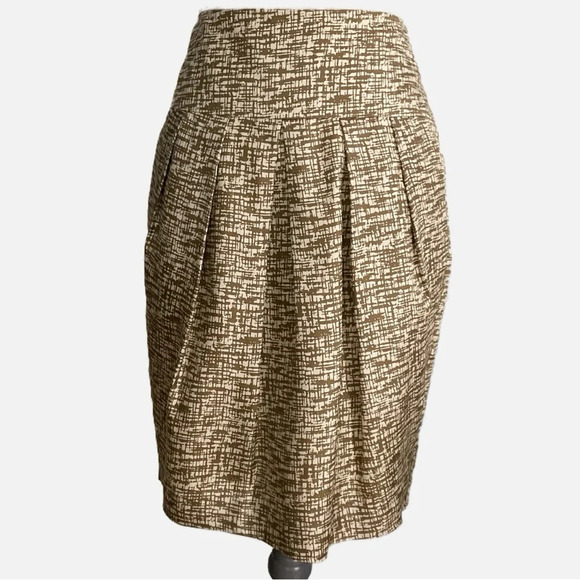 Banana Republic Silk Midi Pencil Skirt Gold Ivory Geometric Print Pleated Size 4 - Picture 1 of 11